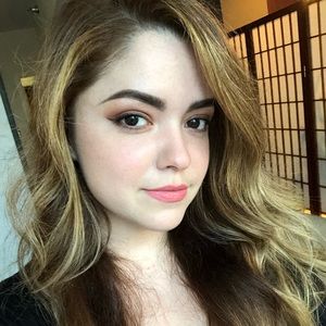 Meet your Posher, Lisete